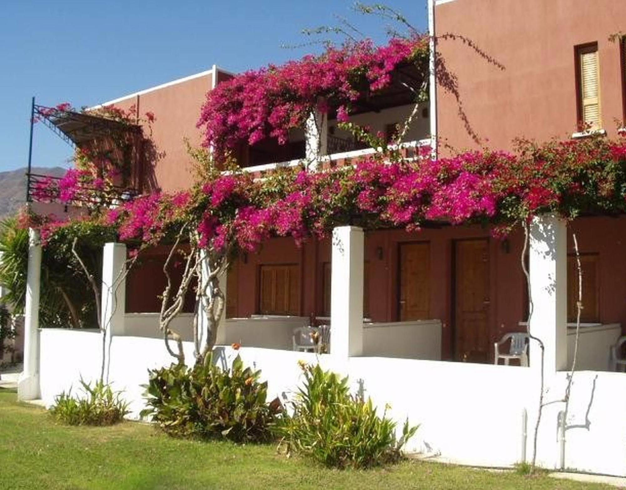 Porto Galini Hotel Agia Galini  Exterior photo