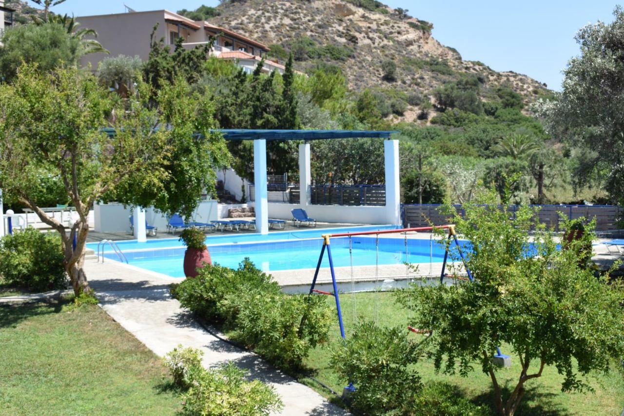 Porto Galini Hotel Agia Galini  Exterior photo