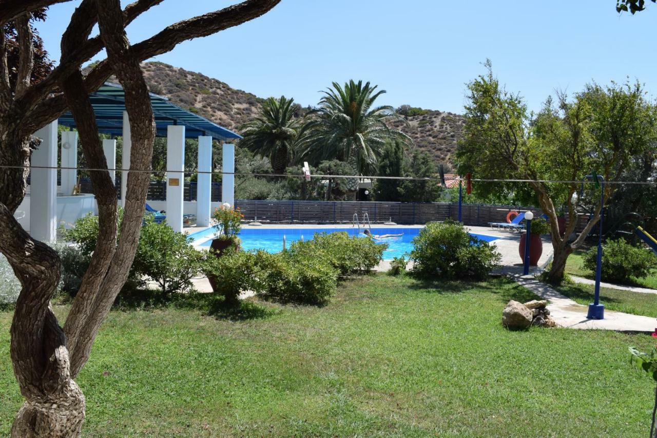 Porto Galini Hotel Agia Galini  Exterior photo